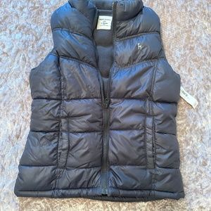 OLD NAVY GRAY PUFFER VEST-GIRLS-14-XL